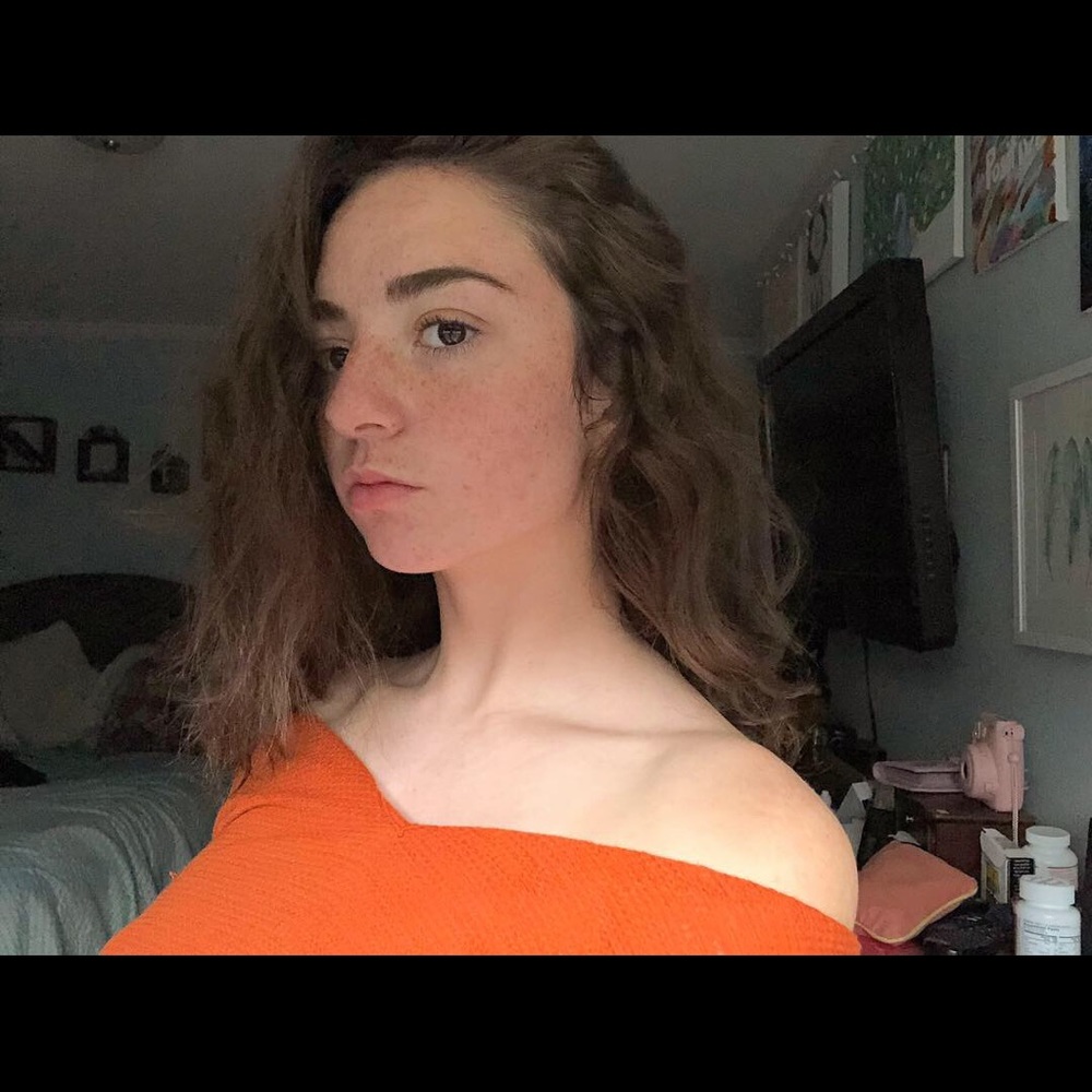 Meet your Posher, Katelyn